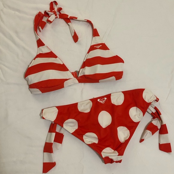 Roxy Reversible Polka Dot/ Striped Bikini Set M - Picture 2 of 2